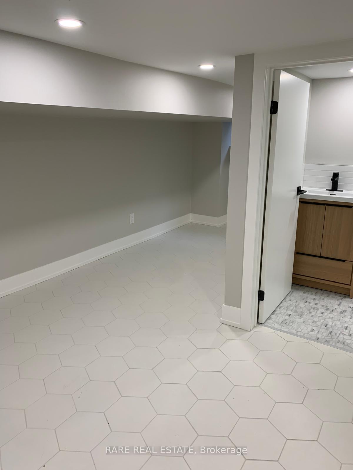 Photo 8 of 227 Logan Avenue, Toronto, South Riverdale — HOMEH
