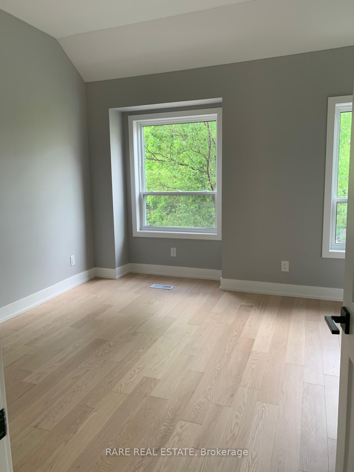 Photo 17 of 227 Logan Avenue, Toronto, South Riverdale — HOMEH