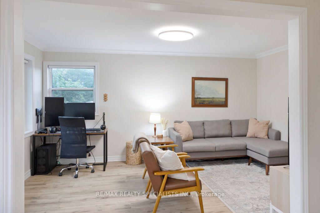 Photo 6 of Unit 3, 209 Pelham Road, St. Catharines, Western Hill — HOMEH