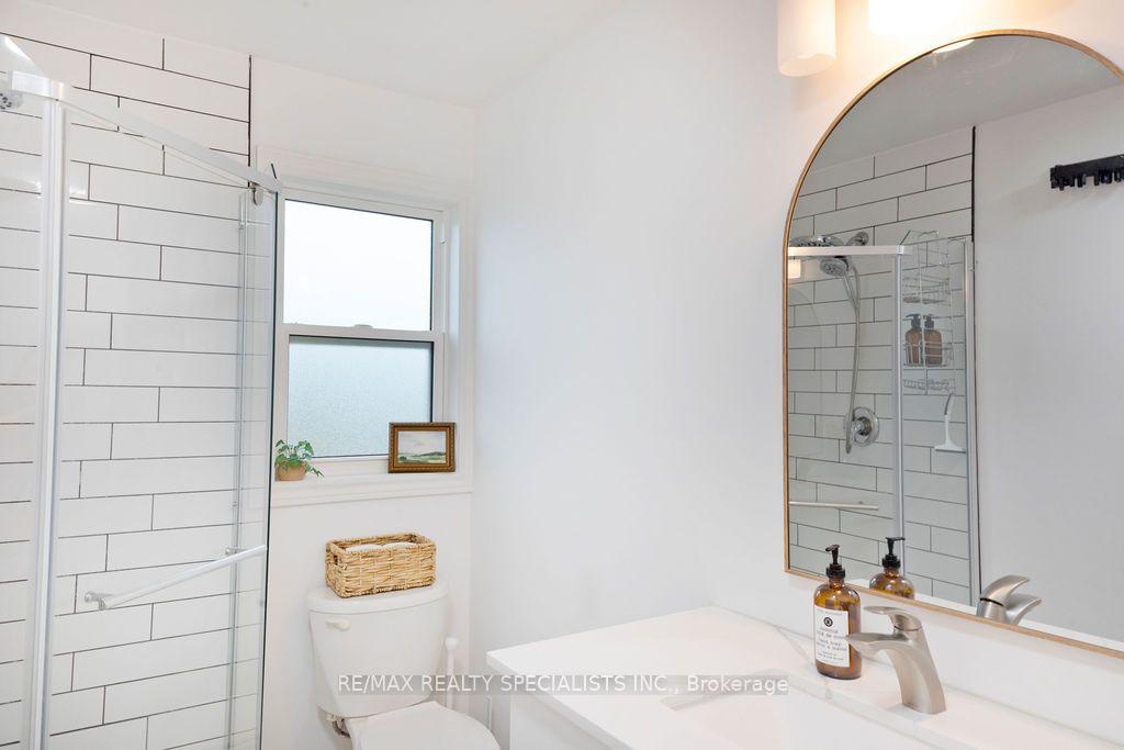 Photo 14 of Unit 3, 209 Pelham Road, St. Catharines, Western Hill — HOMEH
