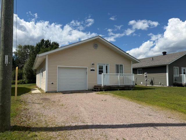 Photo 2 of 425 Demers Street, West Nipissing, Sturgeon Falls — HOMEH