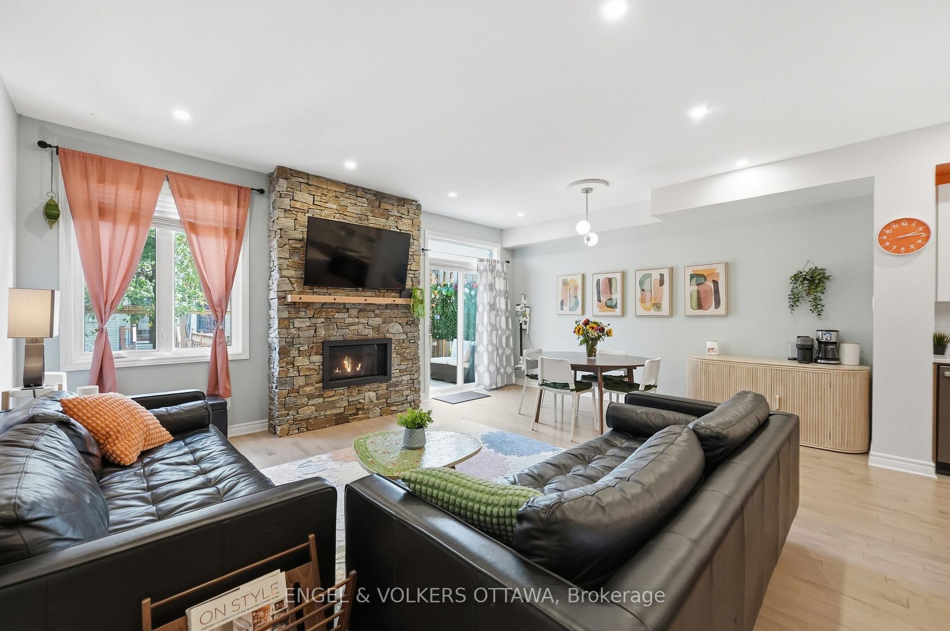 Photo 15 of 282 Munro Street, Carleton Place, Carleton Place — HOMEH