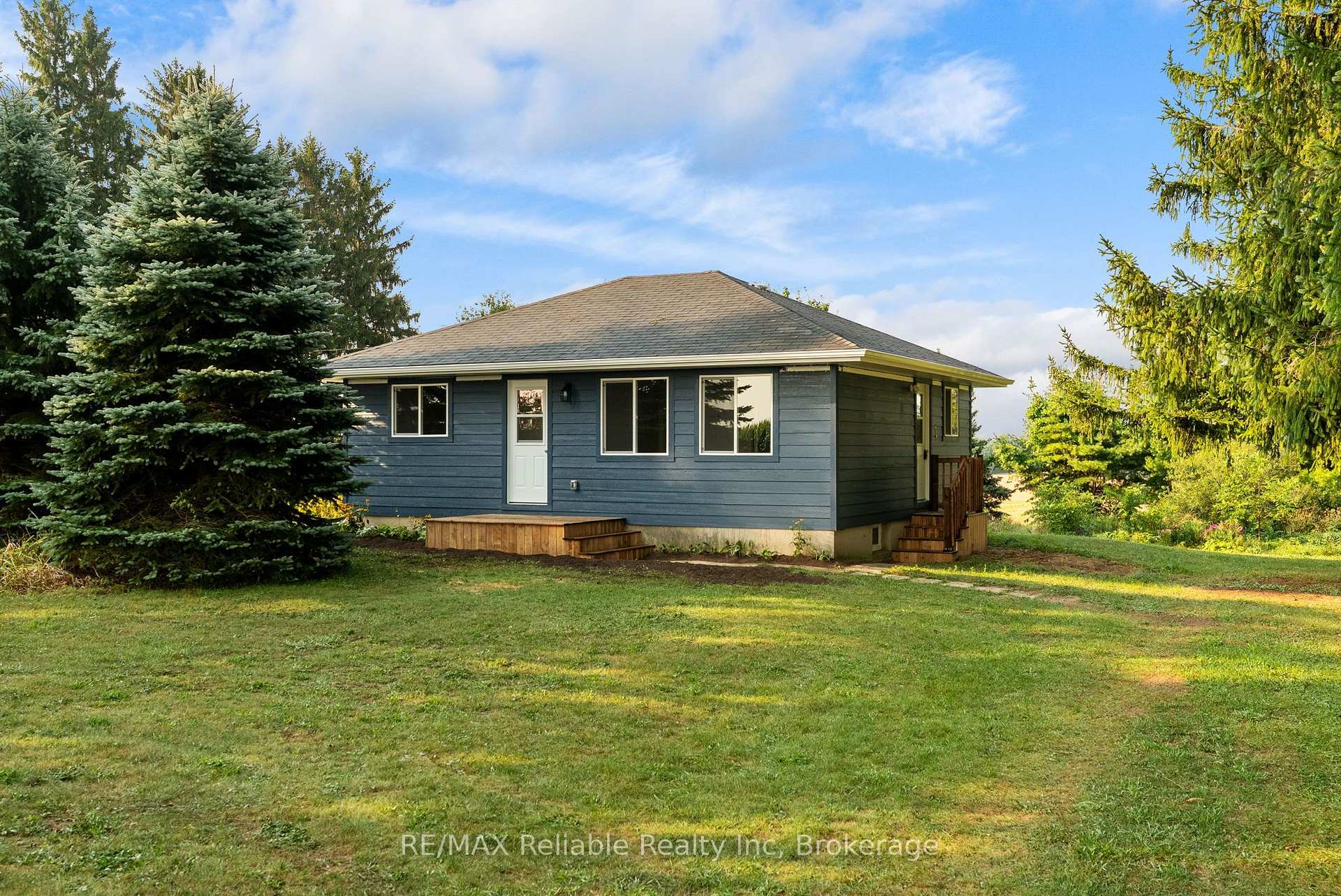 Photo 3 of 41323 Front Road, Huron East, Seaforth — HOMEH