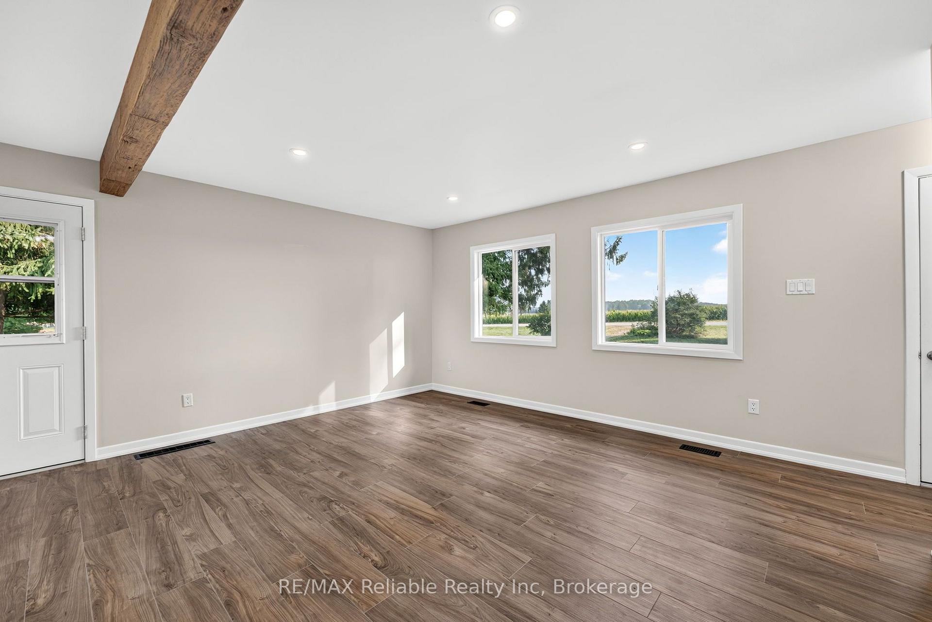 Photo 8 of 41323 Front Road, Huron East, Seaforth — HOMEH