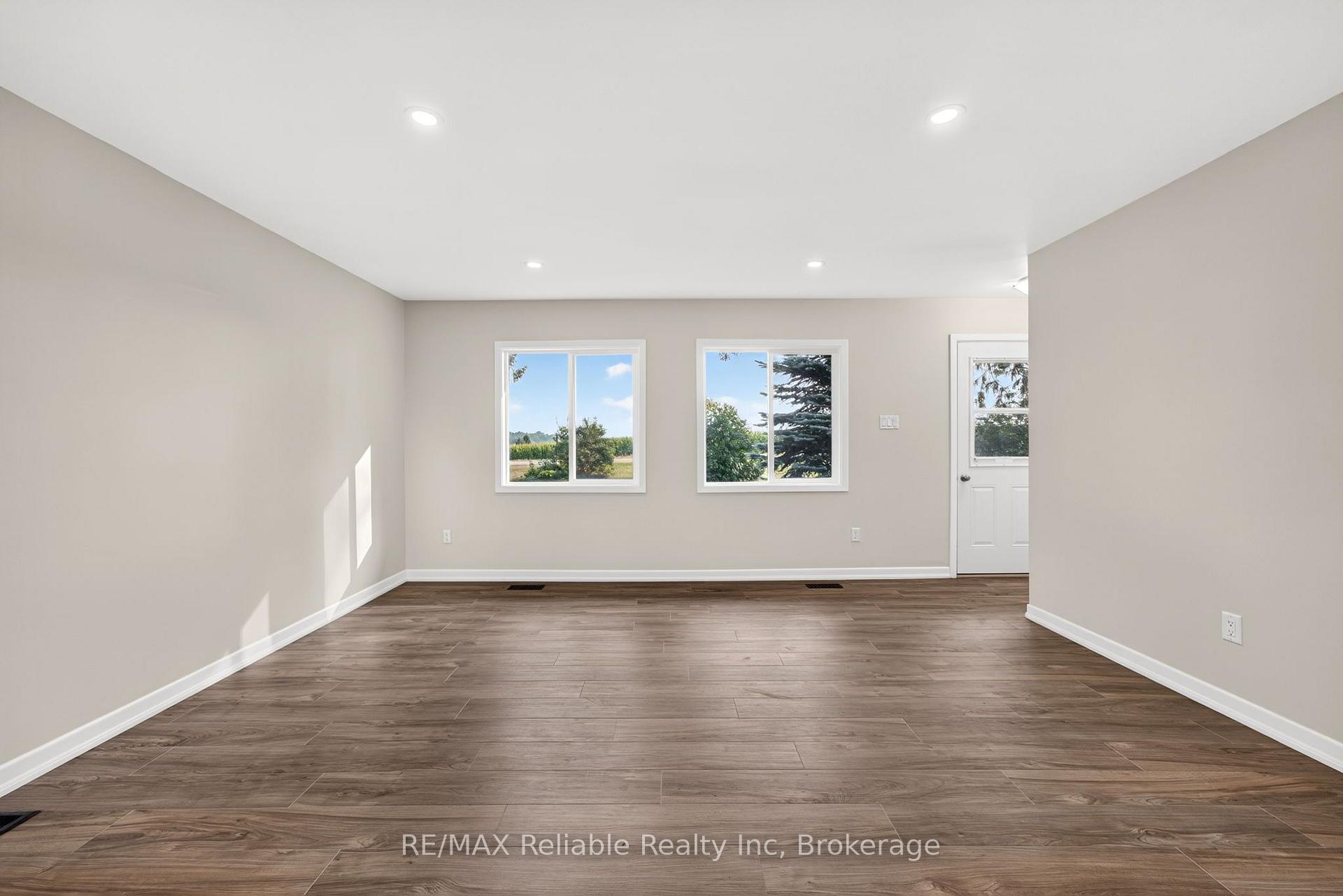 Photo 9 of 41323 Front Road, Huron East, Seaforth — HOMEH