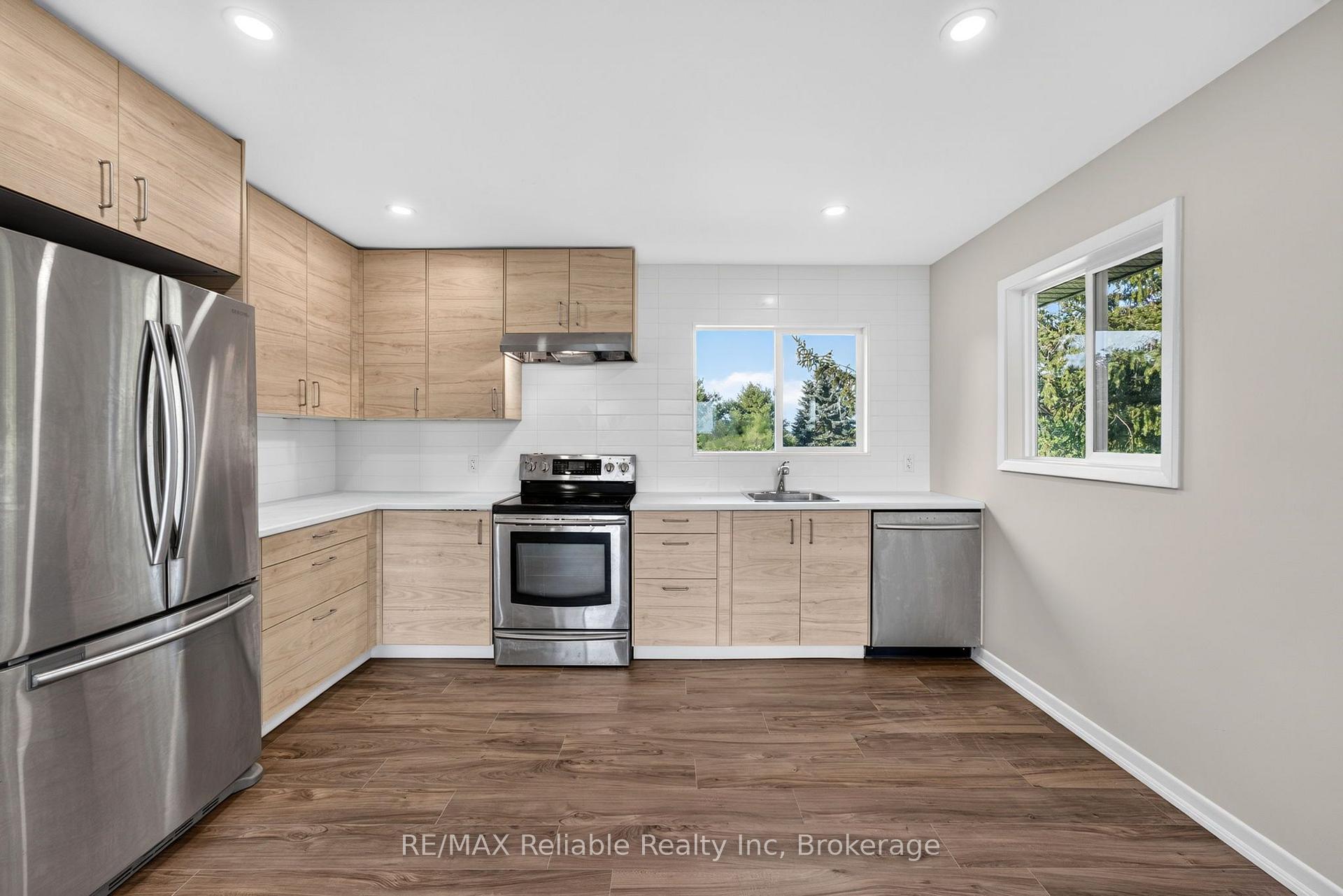 Photo 12 of 41323 Front Road, Huron East, Seaforth — HOMEH