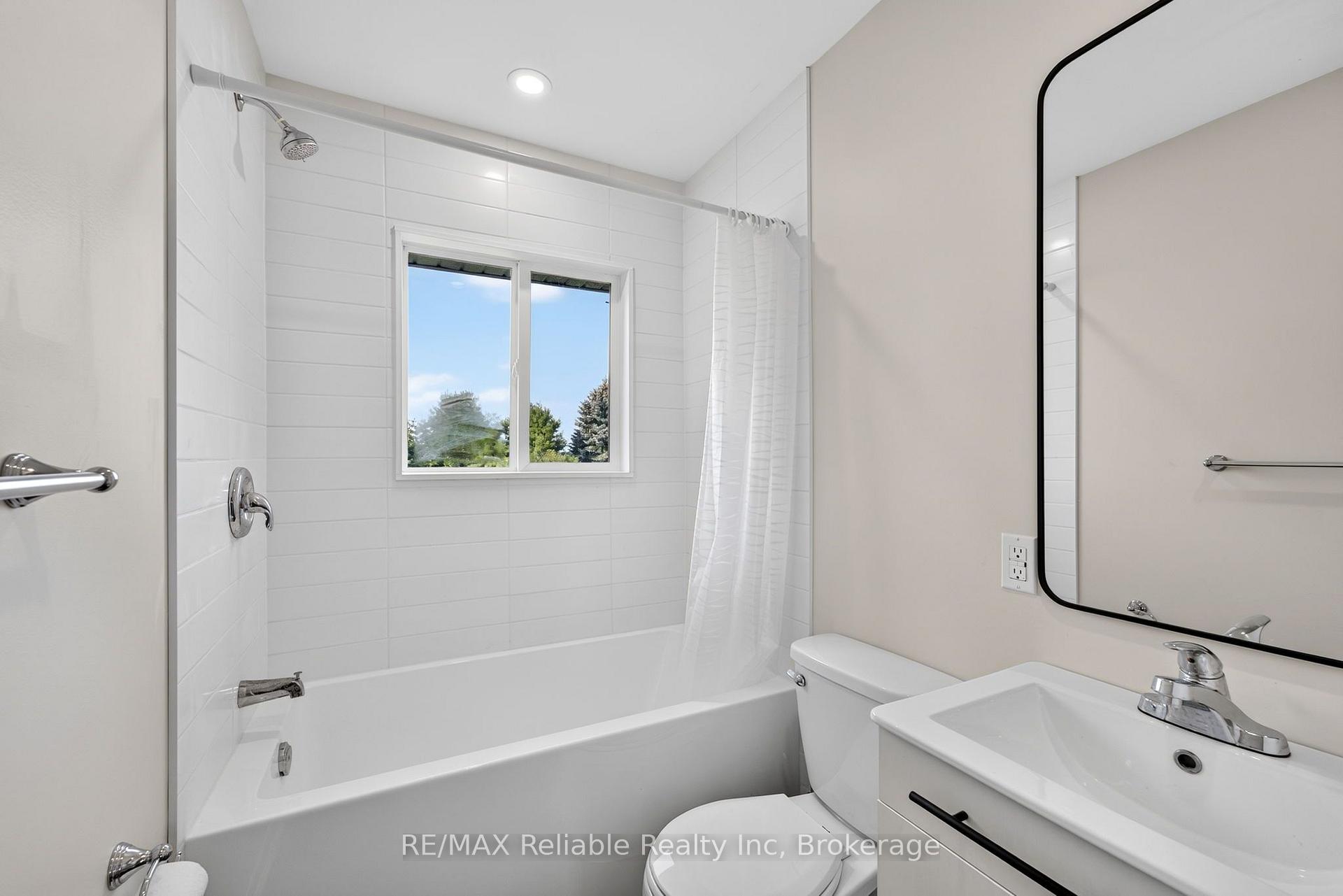 Photo 14 of 41323 Front Road, Huron East, Seaforth — HOMEH