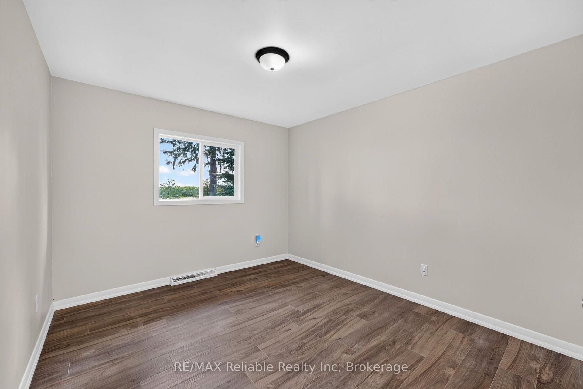 Photo 15 of 41323 Front Road, Huron East, Seaforth — HOMEH
