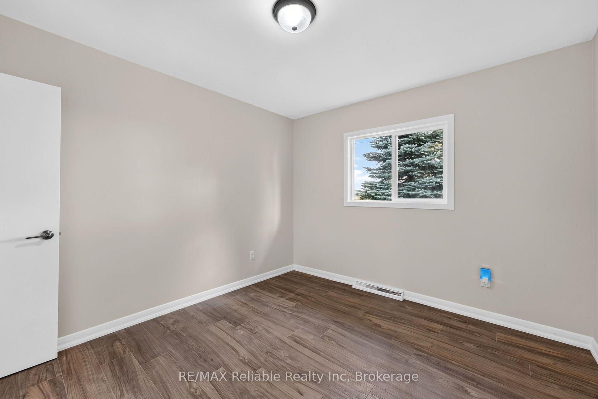 Photo 17 of 41323 Front Road, Huron East, Seaforth — HOMEH