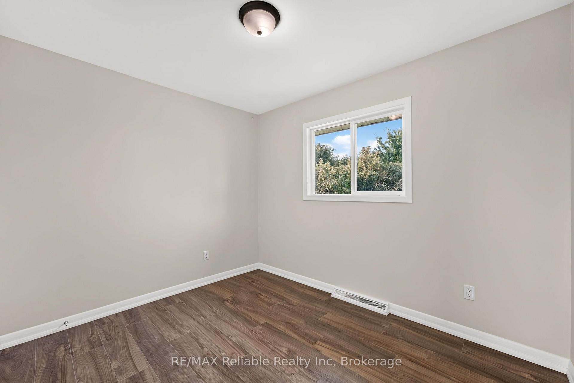 Photo 18 of 41323 Front Road, Huron East, Seaforth — HOMEH