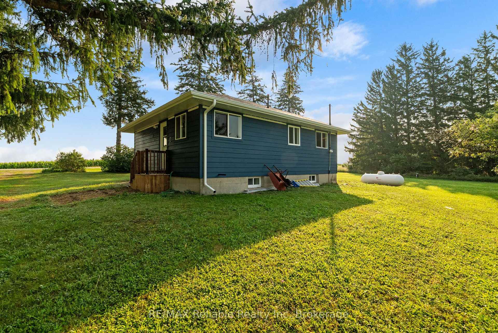 Photo 28 of 41323 Front Road, Huron East, Seaforth — HOMEH