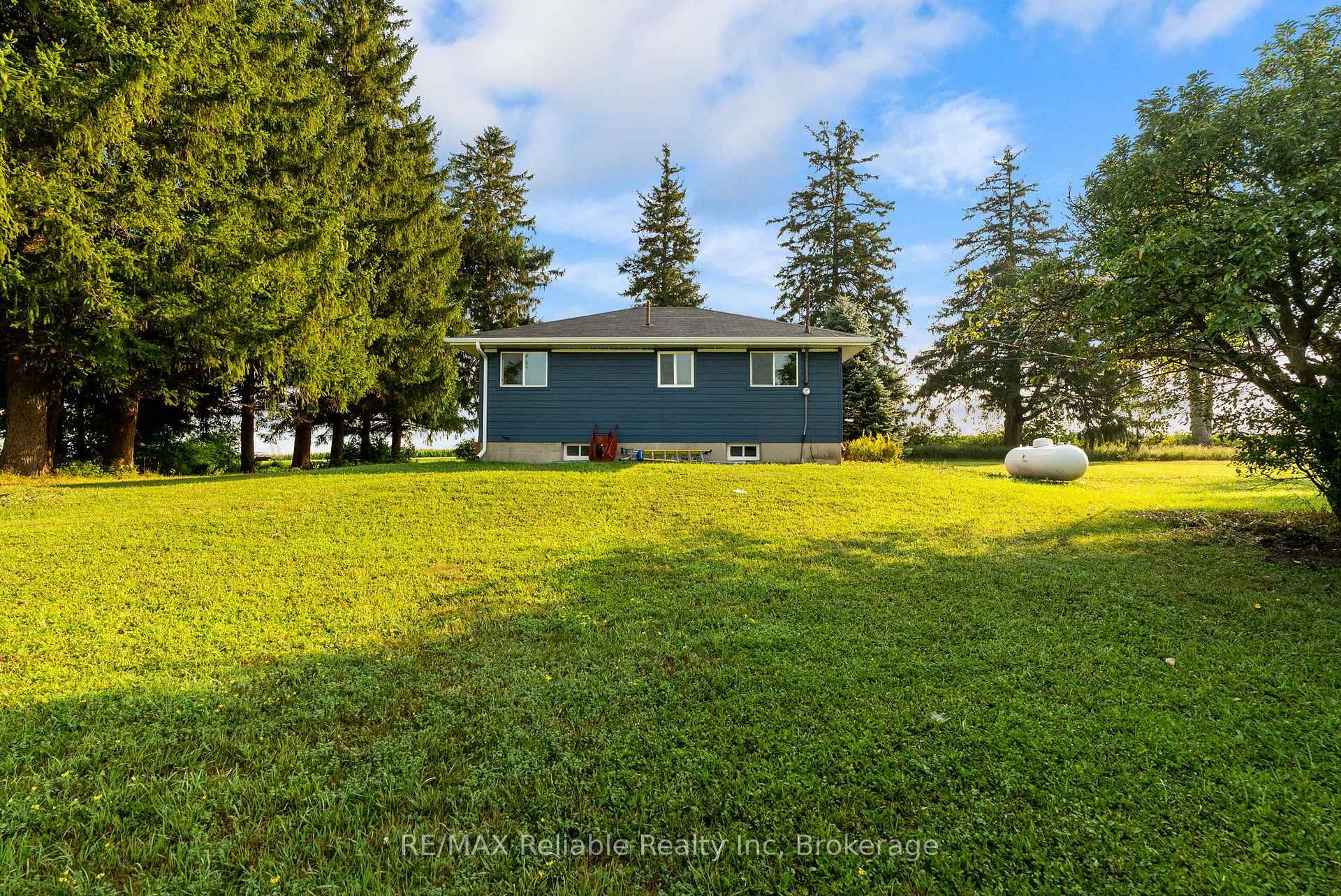 Photo 30 of 41323 Front Road, Huron East, Seaforth — HOMEH