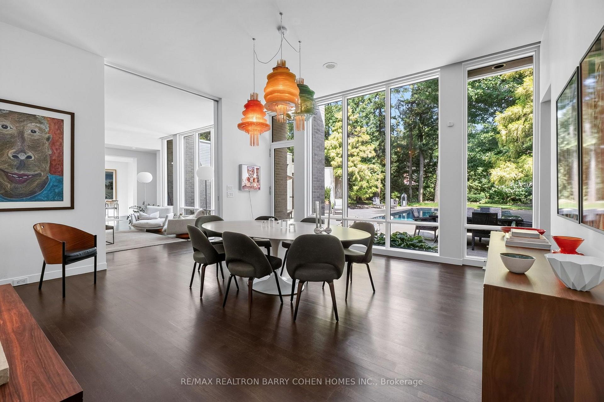 Photo 9 of 12 Tudor Gate, North York, Bridle Path-Sunnybrook-York Mills — HOMEH