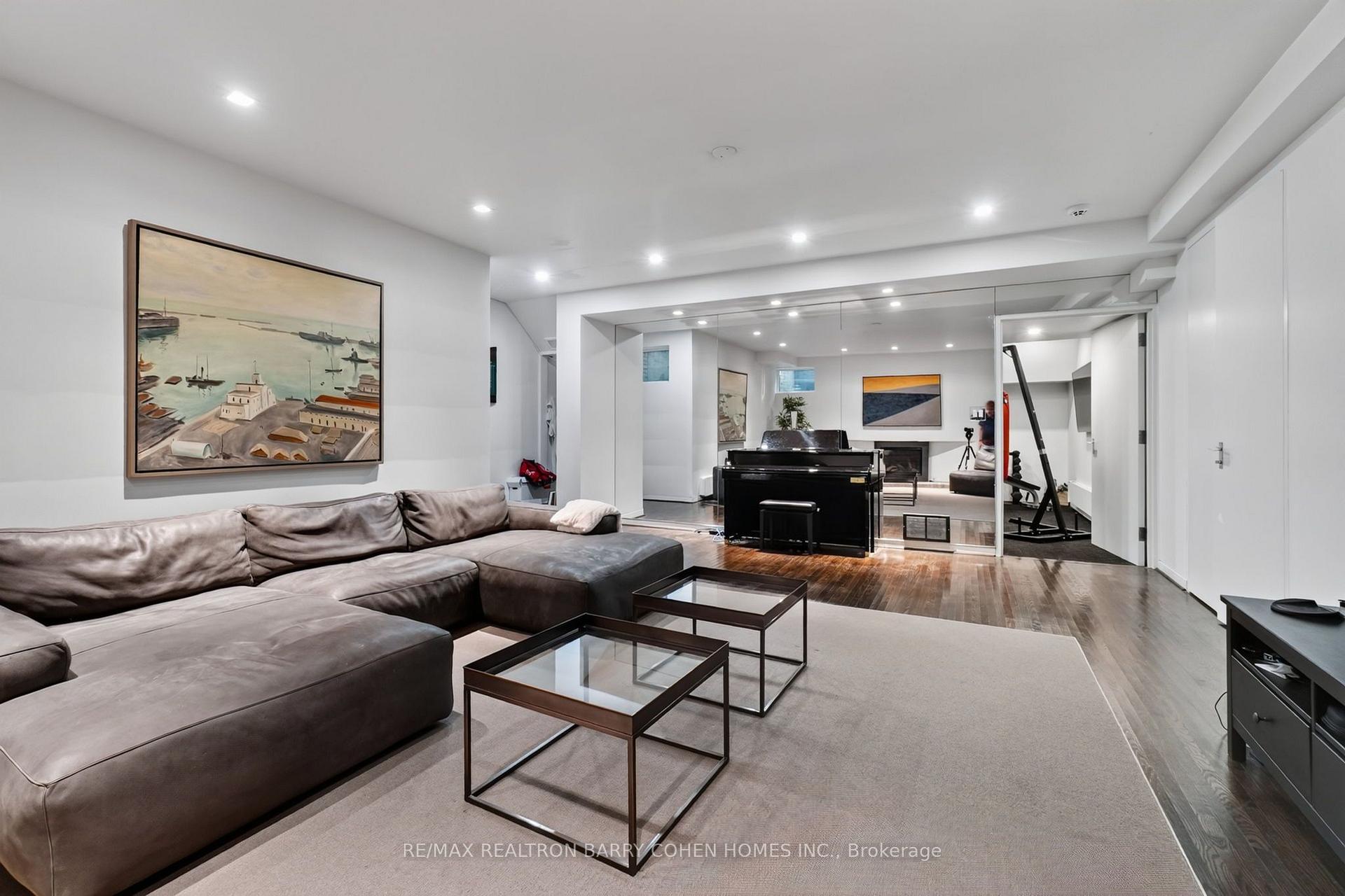 Photo 38 of 12 Tudor Gate, North York, Bridle Path-Sunnybrook-York Mills — HOMEH