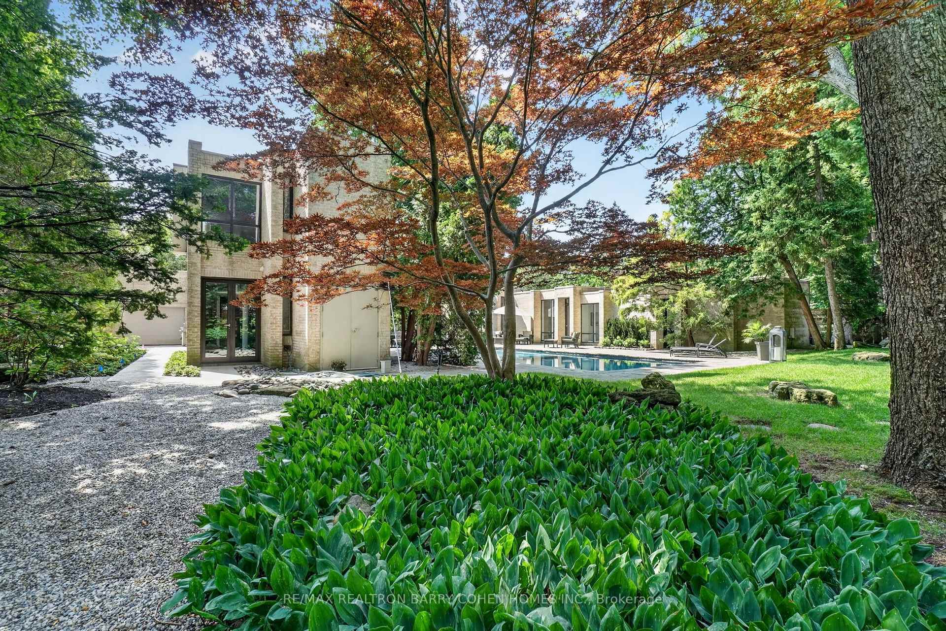 Photo 42 of 12 Tudor Gate, North York, Bridle Path-Sunnybrook-York Mills — HOMEH