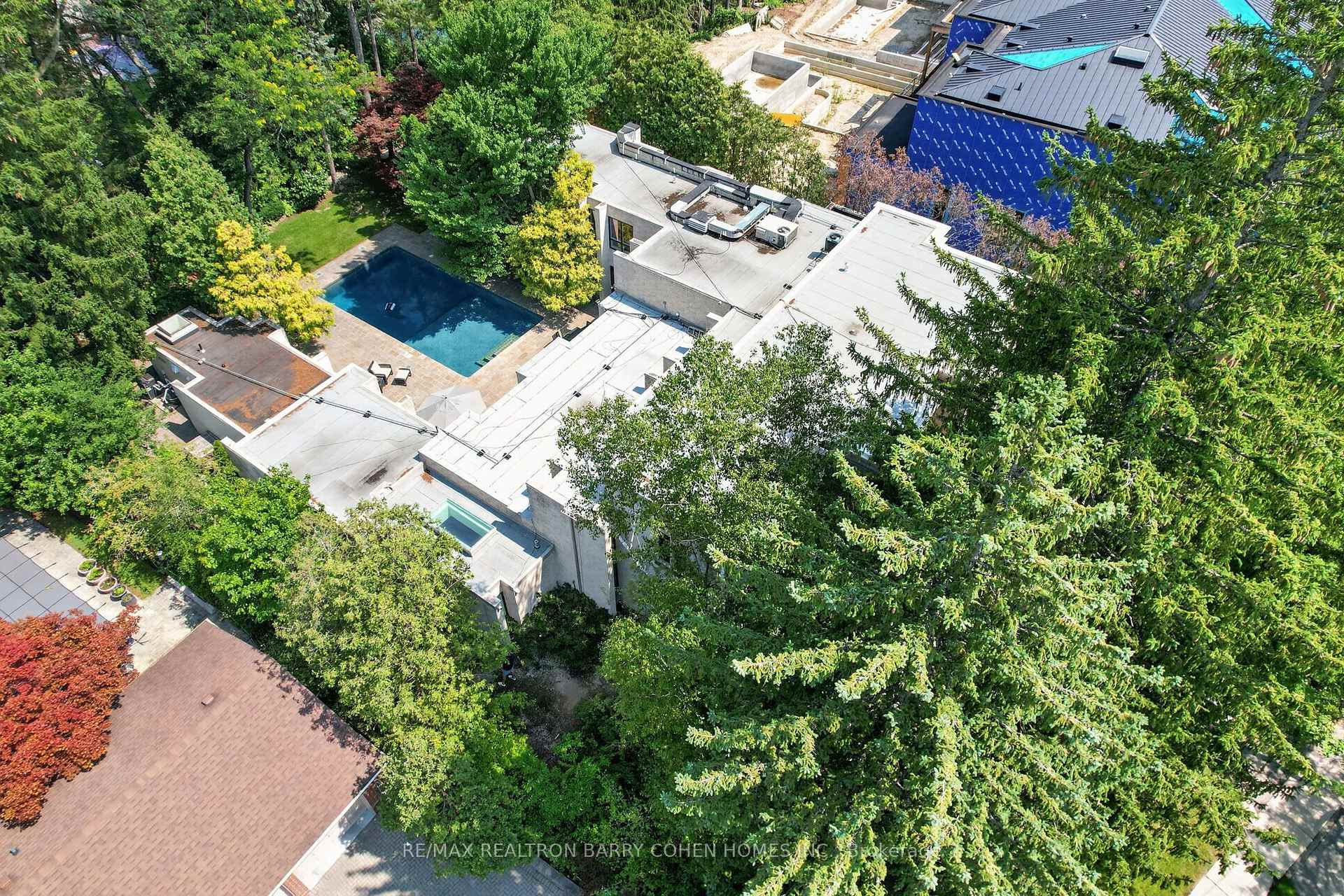 Photo 43 of 12 Tudor Gate, North York, Bridle Path-Sunnybrook-York Mills — HOMEH