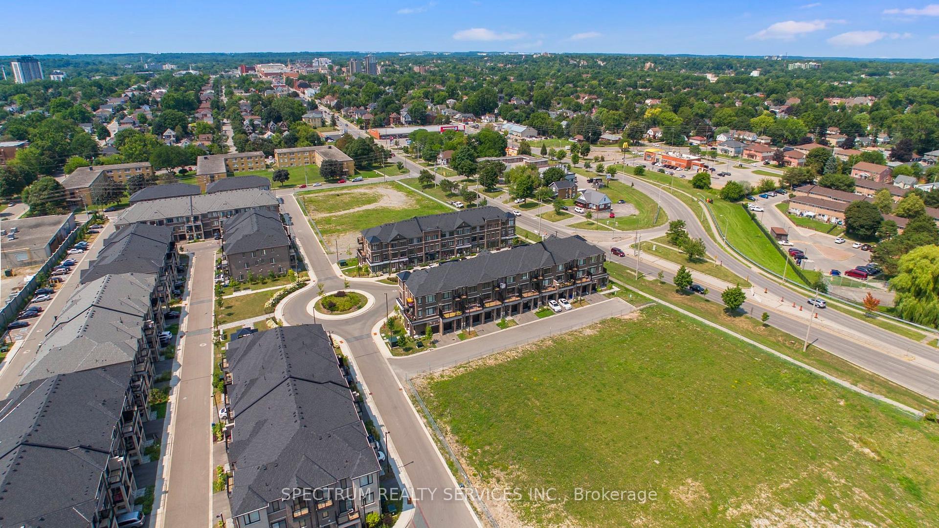 Photo 3 of Unit 108, 585 Colborne Street E, Brantford, East Ward — HOMEH