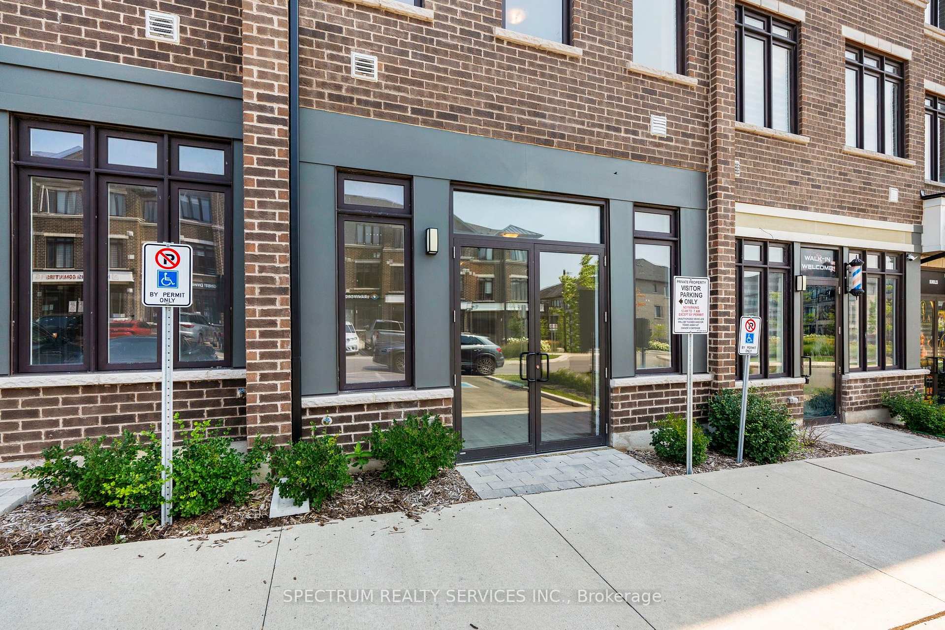 Photo 8 of Unit 108, 585 Colborne Street E, Brantford, East Ward — HOMEH