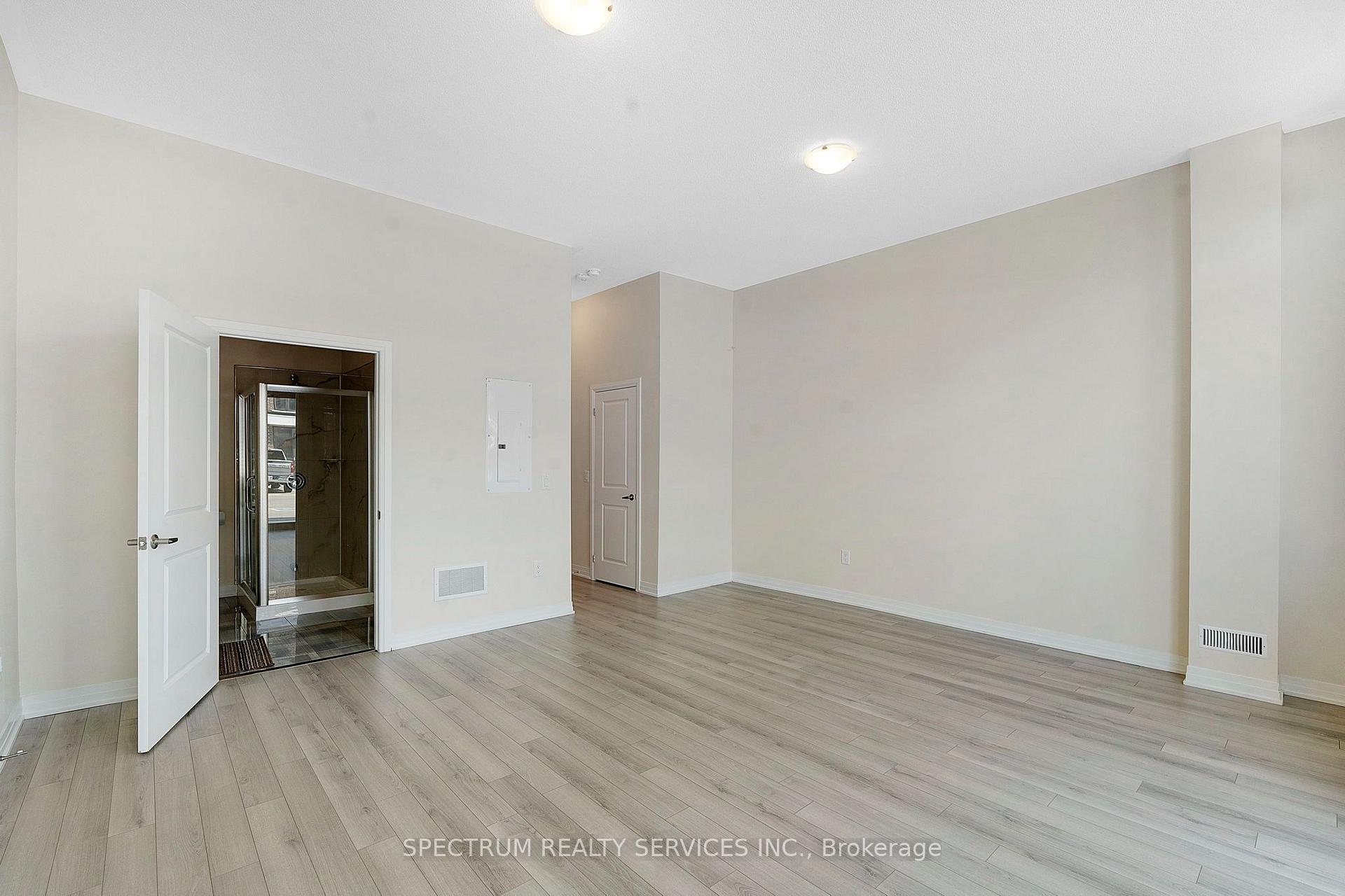 Photo 13 of Unit 108, 585 Colborne Street E, Brantford, East Ward — HOMEH