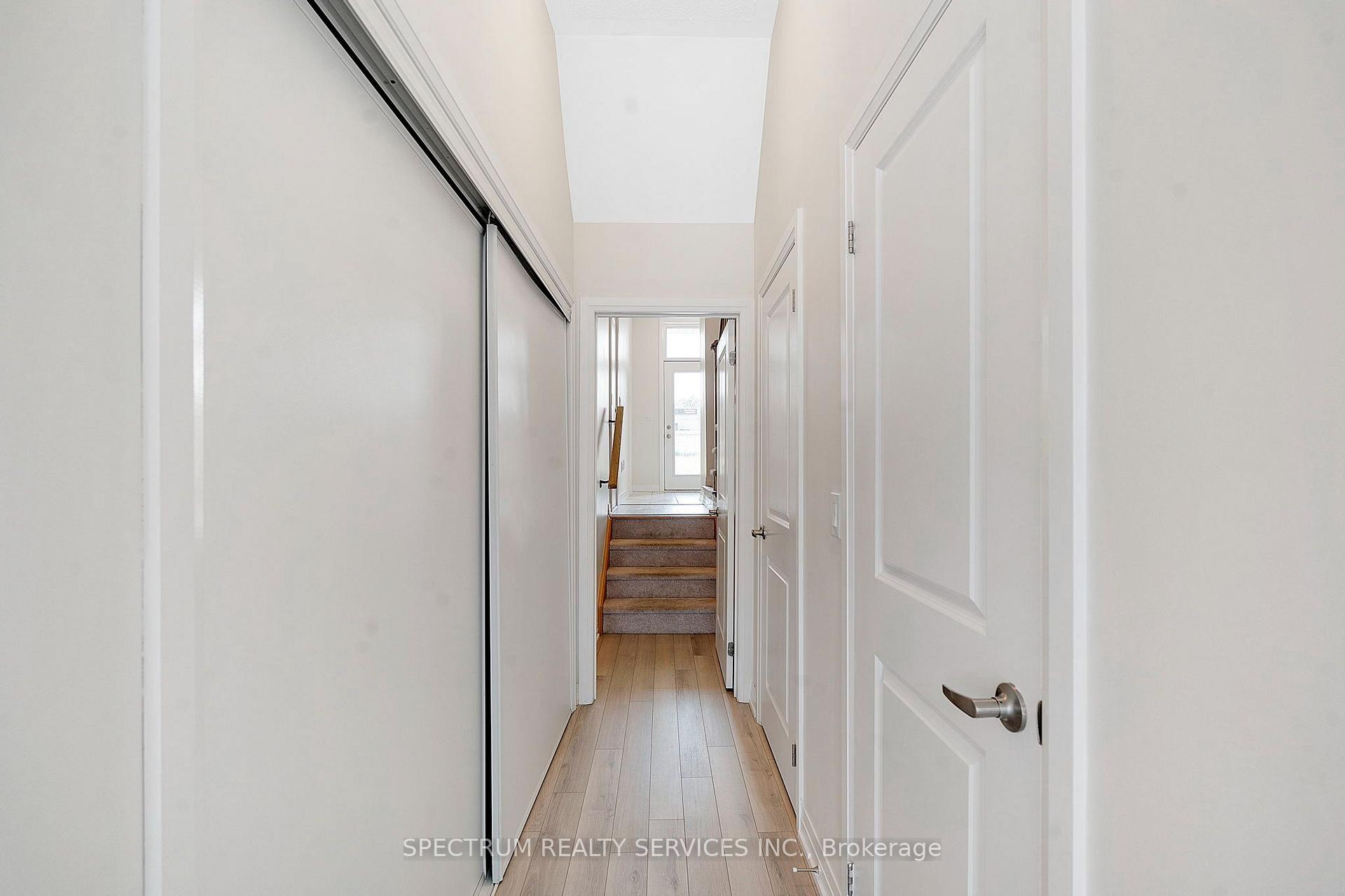 Photo 15 of Unit 108, 585 Colborne Street E, Brantford, East Ward — HOMEH
