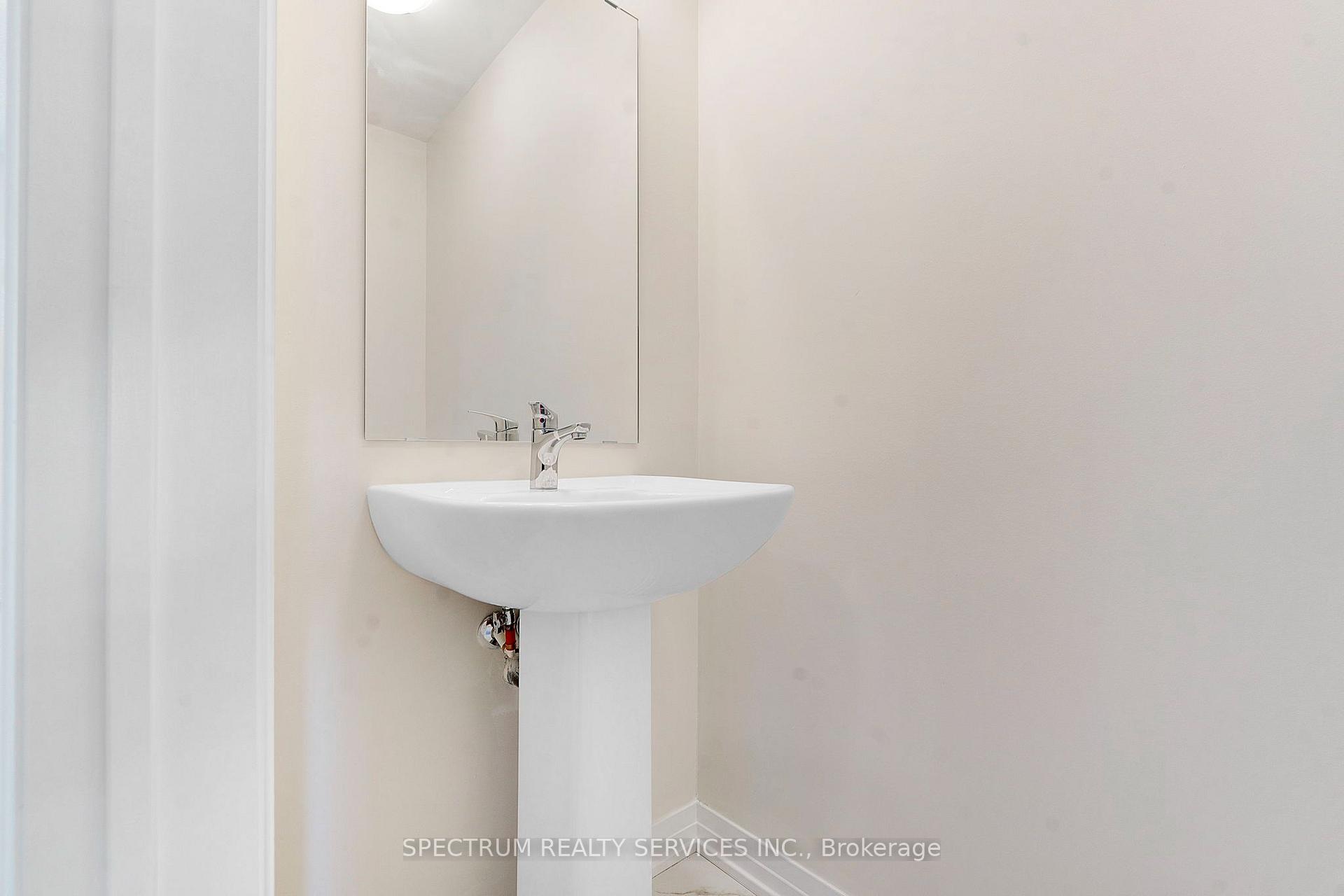 Photo 22 of Unit 108, 585 Colborne Street E, Brantford, East Ward — HOMEH