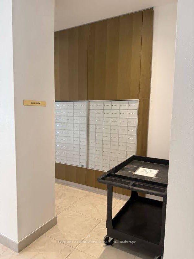 Photo 8 of Unit 615, 181 Sterling Road, Toronto, Dufferin Grove — HOMEH