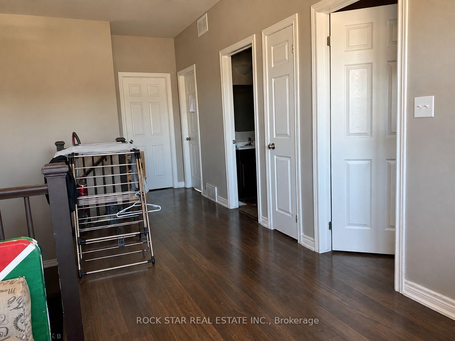 Photo 6 of 20B Chestnut Street E, St. Catharines, Secord Woods — HOMEH