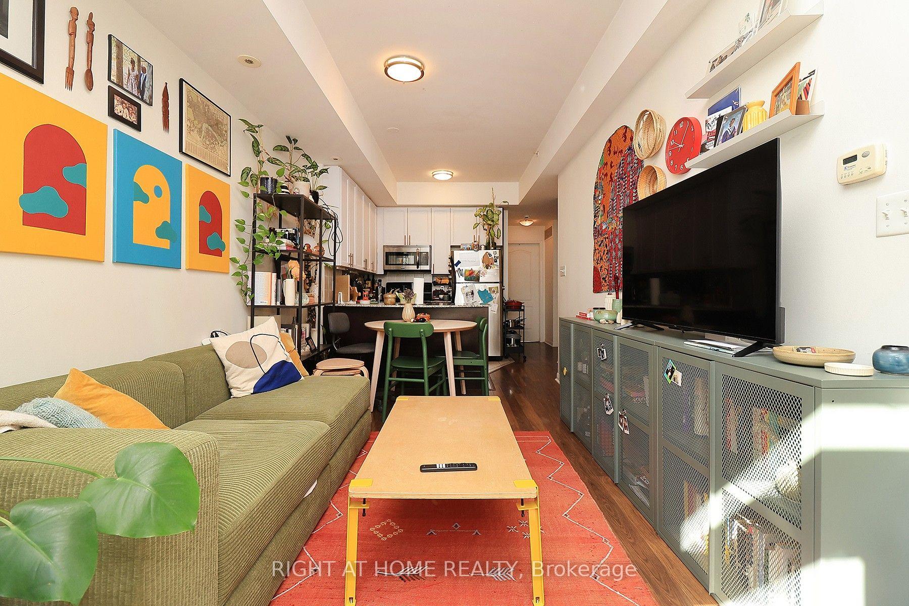 Photo 8 of Unit TH12, 78 Carr Street, Toronto, Kensington-Chinatown — HOMEH
