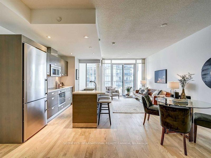 Front of Unit 2710, 88 Park Lawn Road