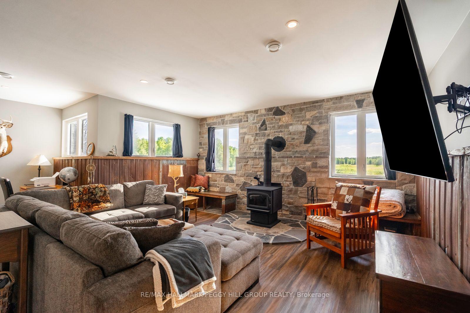 Photo 15 of 2265 Concession 11 Nottawasaga, Clearview, Rural Clearview — HOMEH