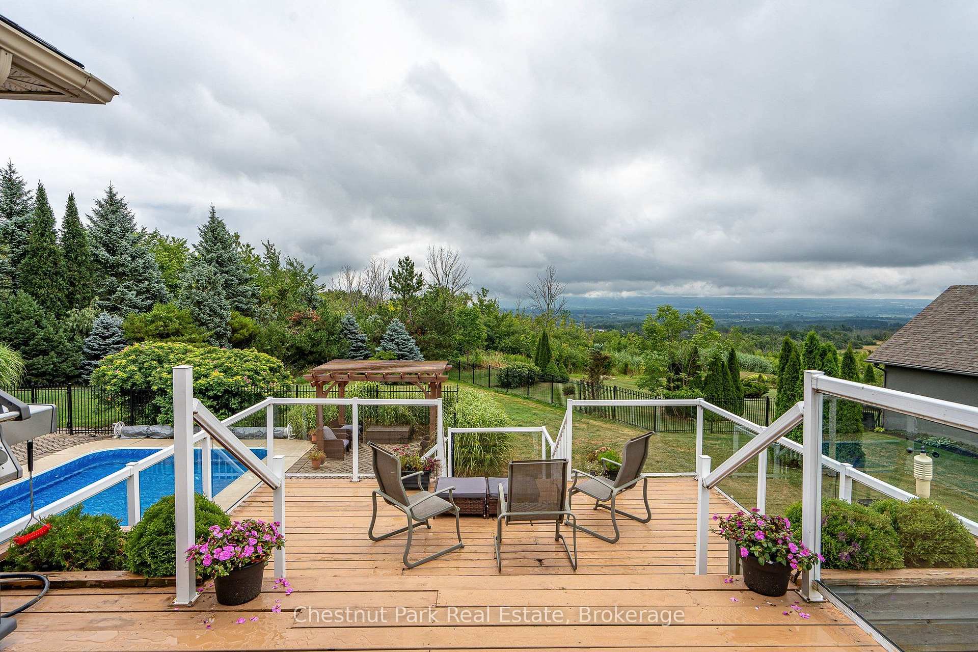 Photo 8 of 103 Ridgecrest Lane, Meaford — HOMEH
