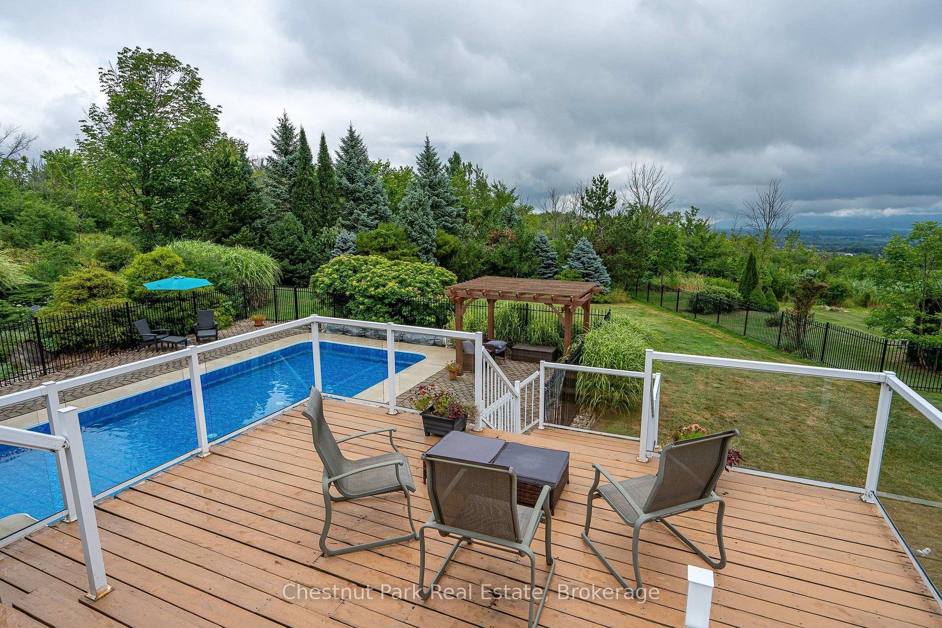 Photo 9 of 103 Ridgecrest Lane, Meaford — HOMEH