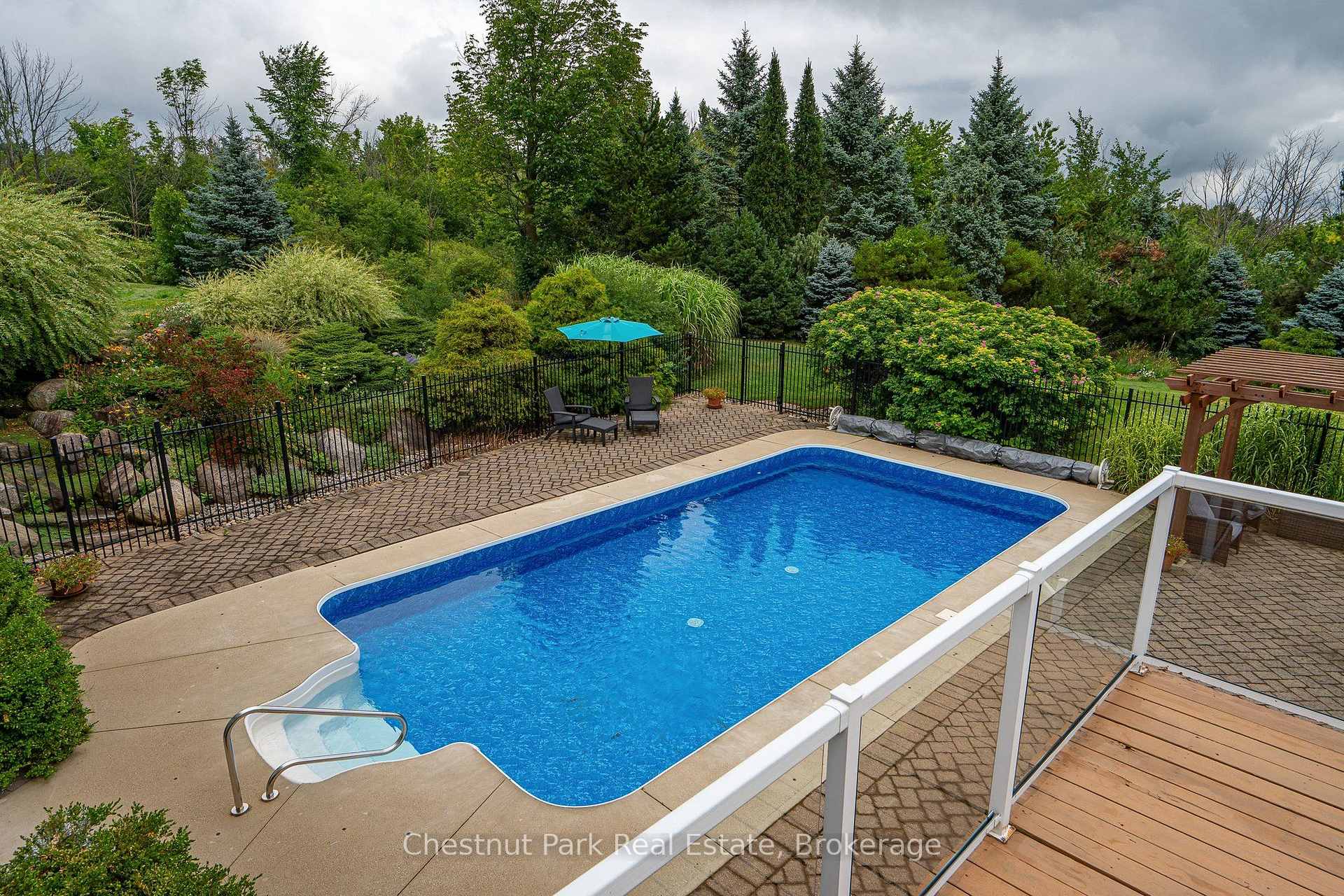 Photo 10 of 103 Ridgecrest Lane, Meaford — HOMEH