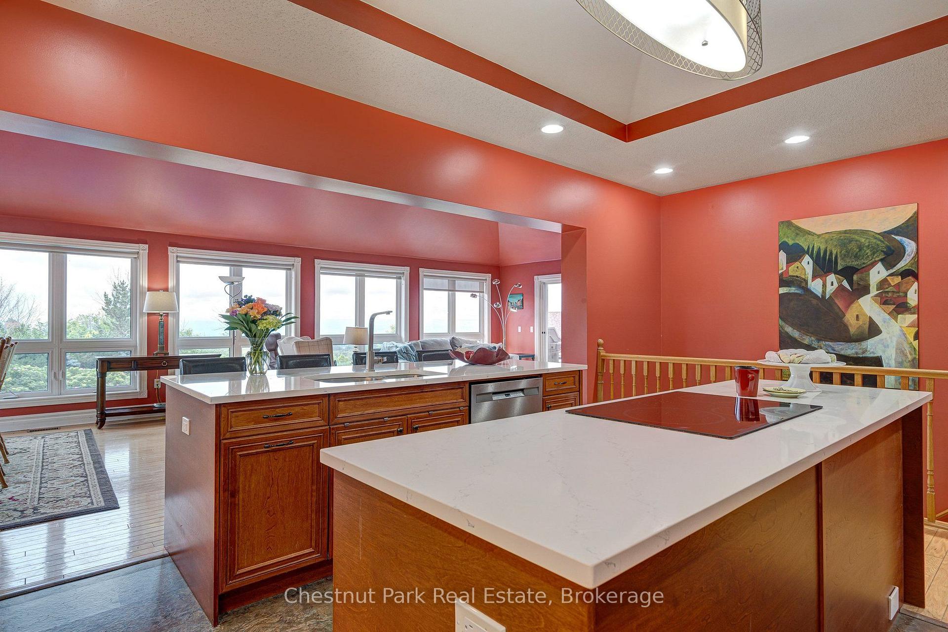 Photo 16 of 103 Ridgecrest Lane, Meaford — HOMEH