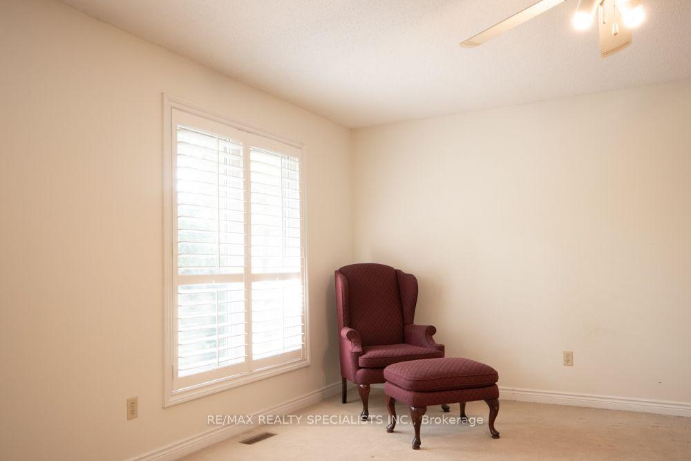 Photo 28 of 358 Erin Street, Oakville, Falgarwood — HOMEH