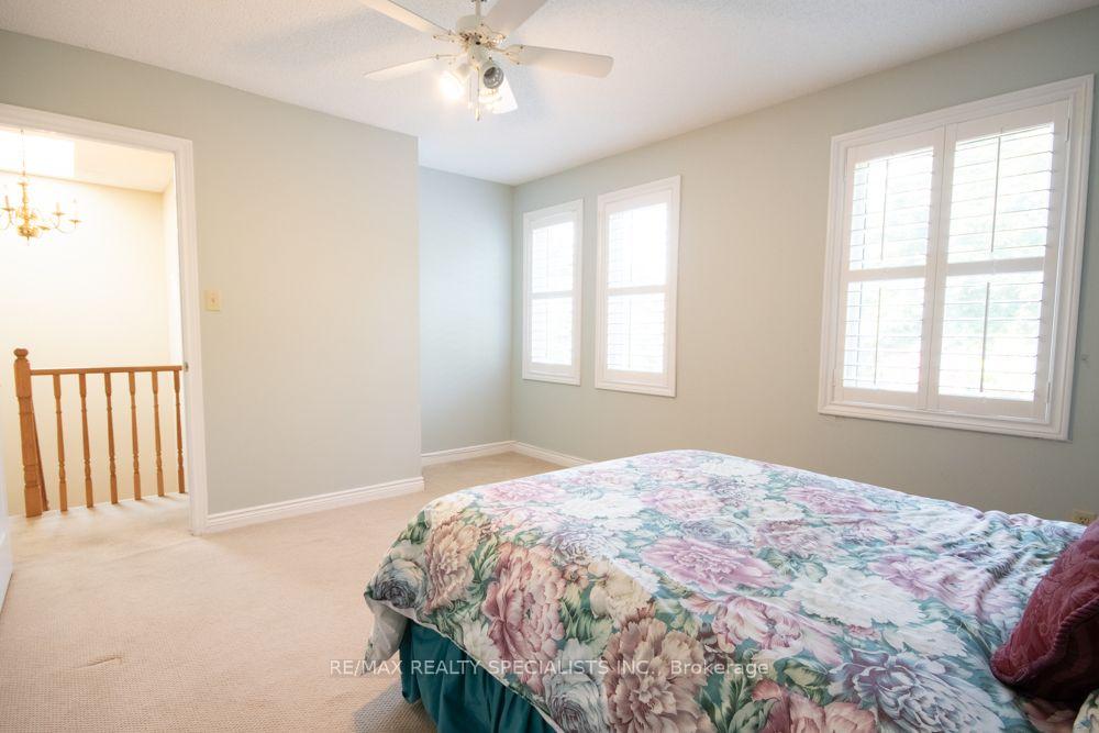 Photo 33 of 358 Erin Street, Oakville, Falgarwood — HOMEH