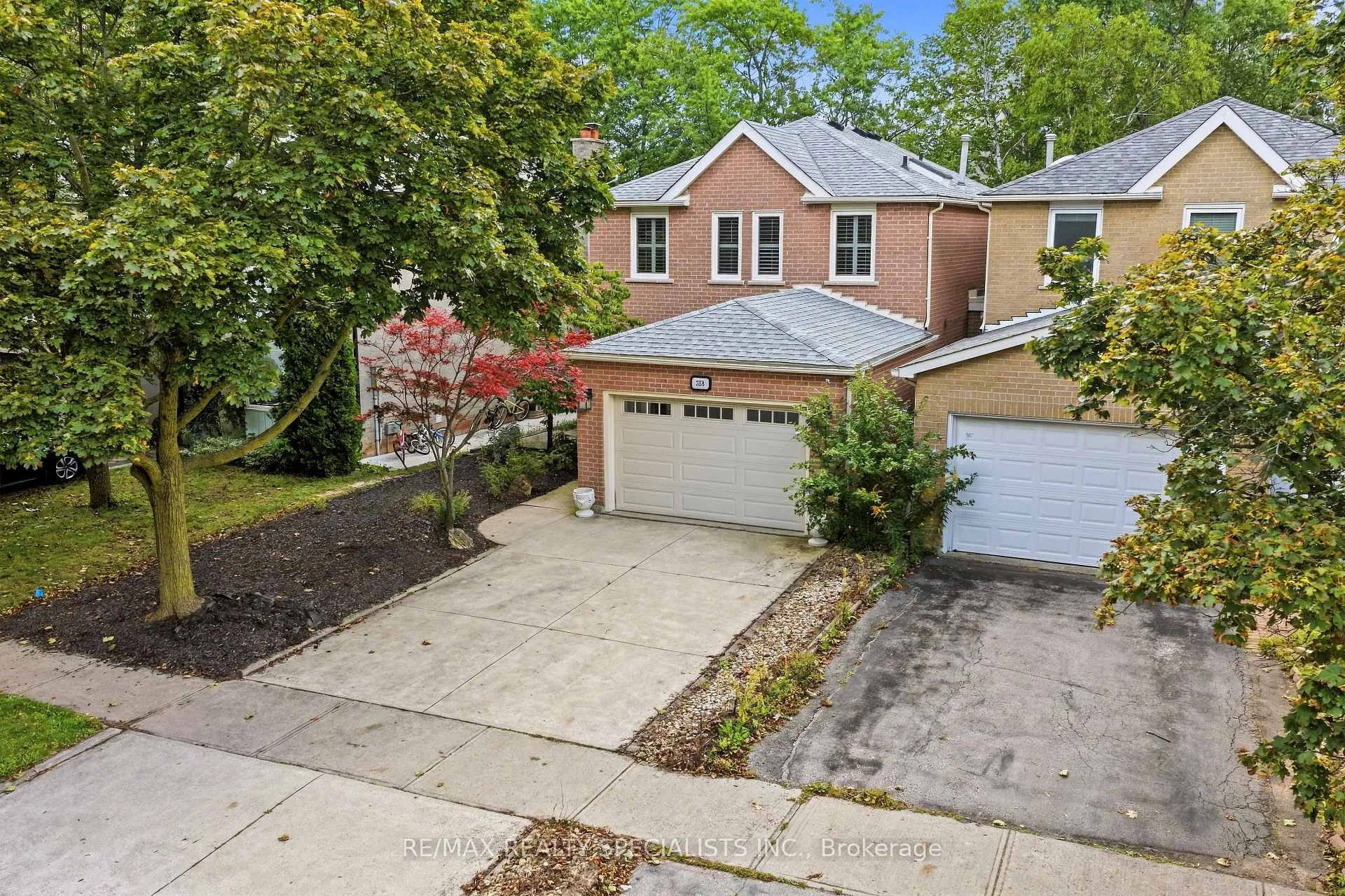 Photo 6 of 358 Erin Street, Oakville, Falgarwood — HOMEH
