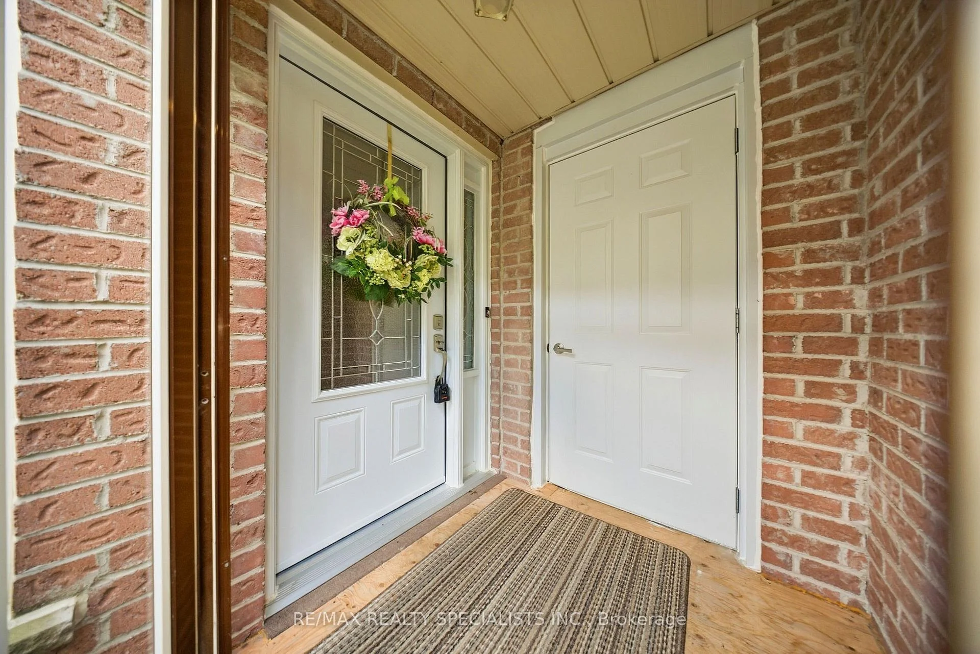Photo 11 of 358 Erin Street, Oakville, Falgarwood — HOMEH