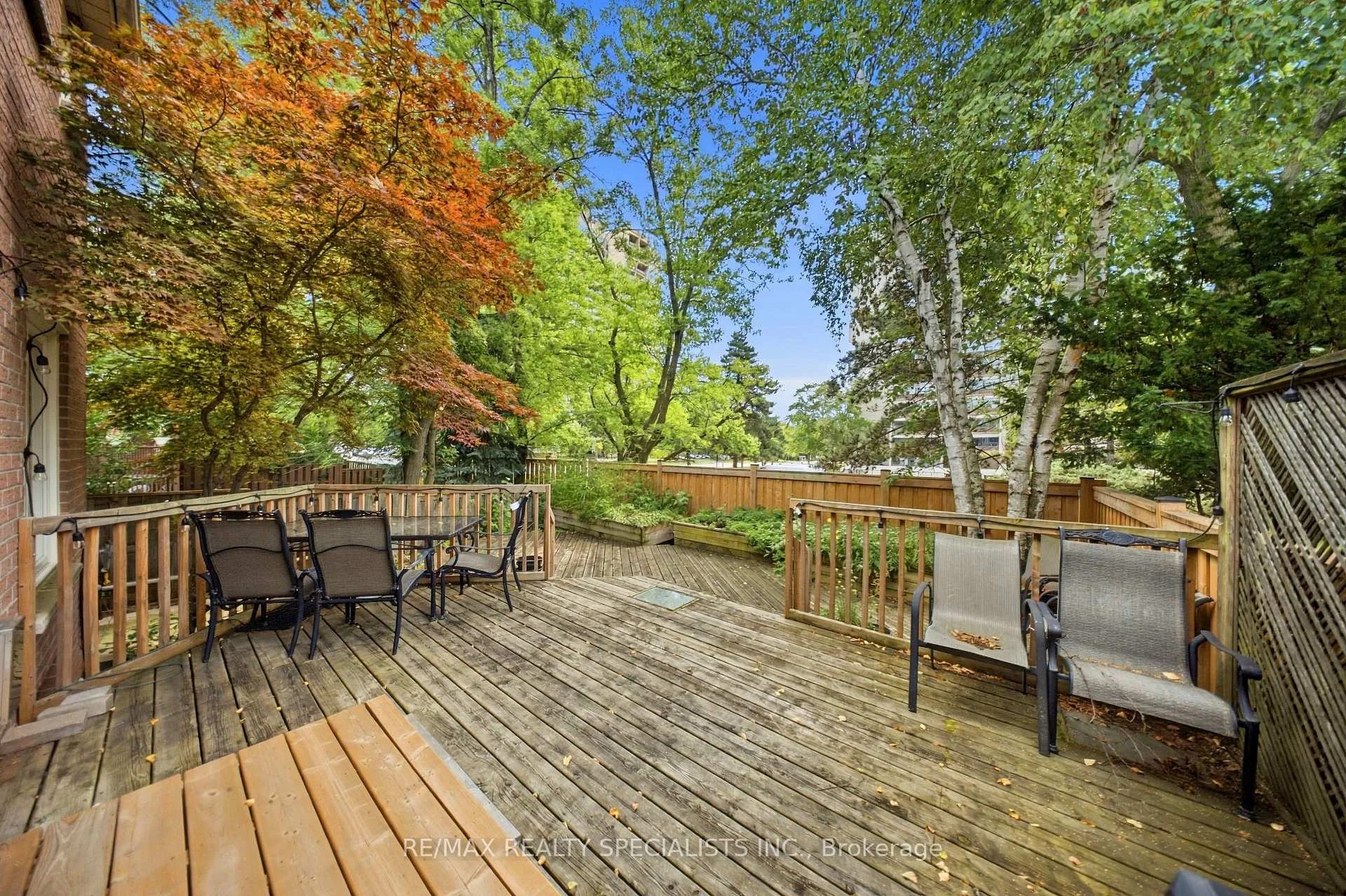 Photo 42 of 358 Erin Street, Oakville, Falgarwood — HOMEH