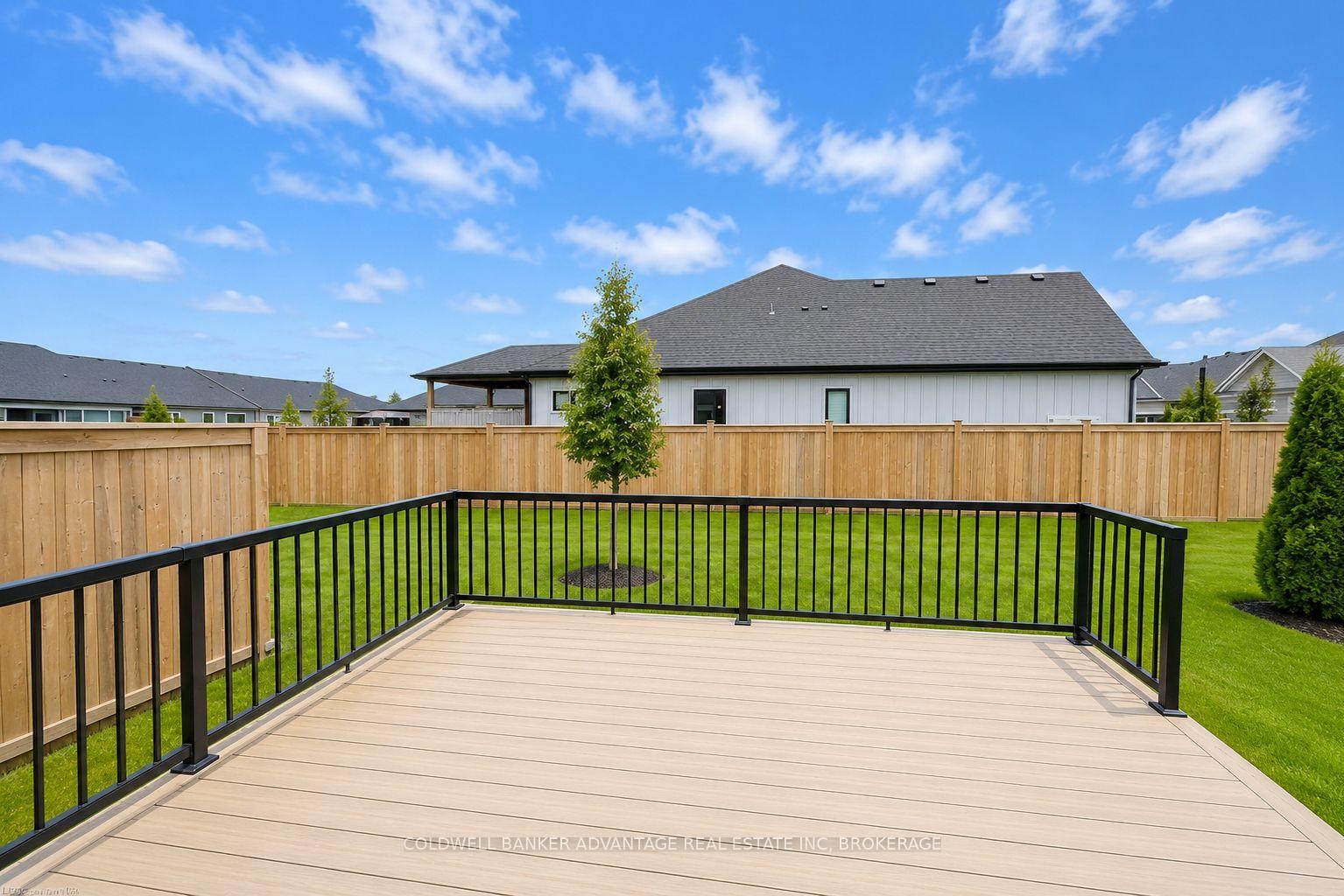 Photo 3 of Unit 8, 180 Port Robinson Road, Pelham, Fonthill — HOMEH