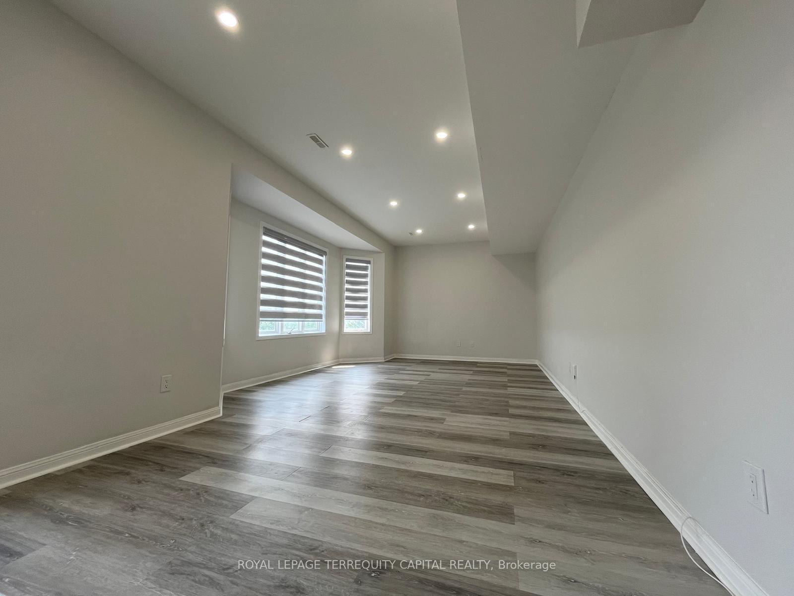 Photo 8 of Unit Upper, 343 Edgehill Drive, Barrie, Edgehill Drive — HOMEH