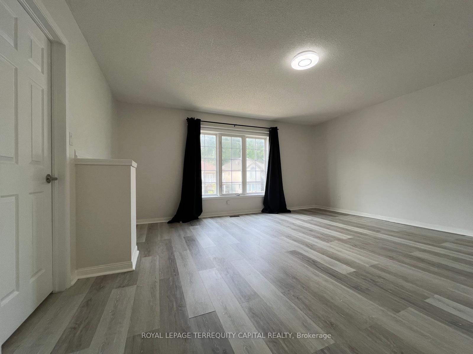 Photo 9 of Unit Upper, 343 Edgehill Drive, Barrie, Edgehill Drive — HOMEH