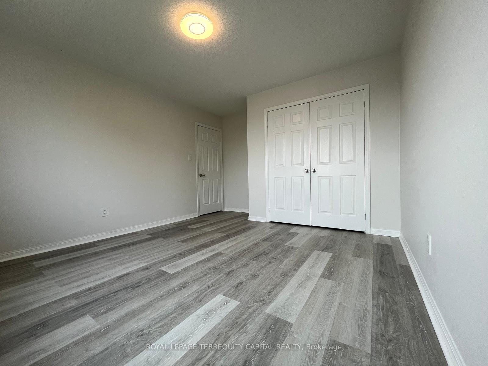 Photo 19 of Unit Upper, 343 Edgehill Drive, Barrie, Edgehill Drive — HOMEH