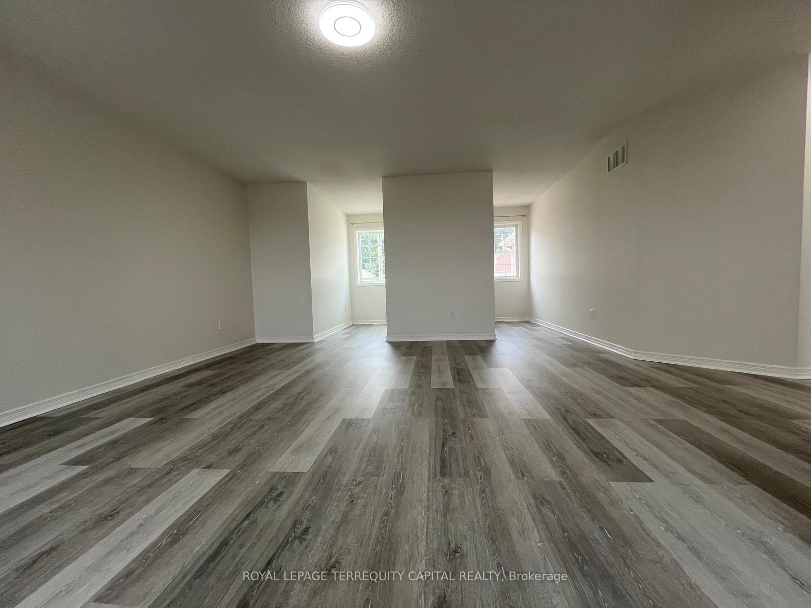 Photo 20 of Unit Upper, 343 Edgehill Drive, Barrie, Edgehill Drive — HOMEH