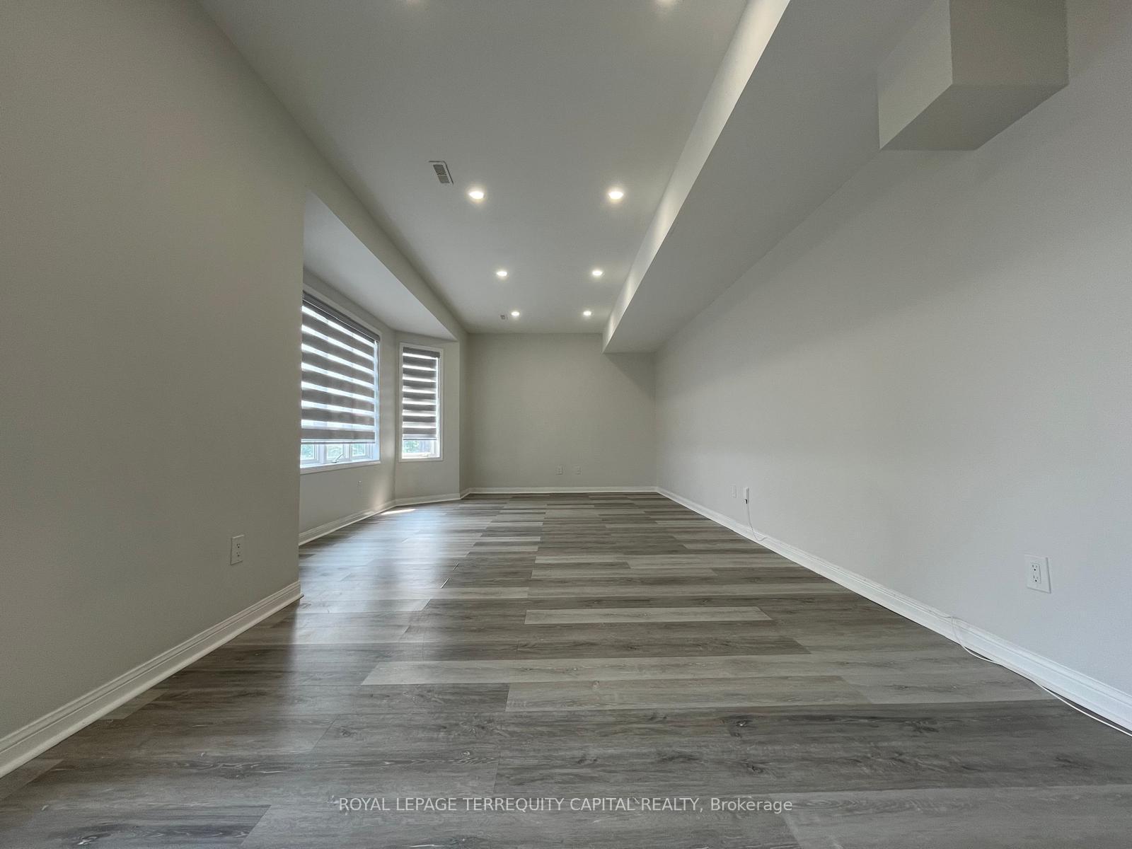 Photo 22 of Unit Upper, 343 Edgehill Drive, Barrie, Edgehill Drive — HOMEH