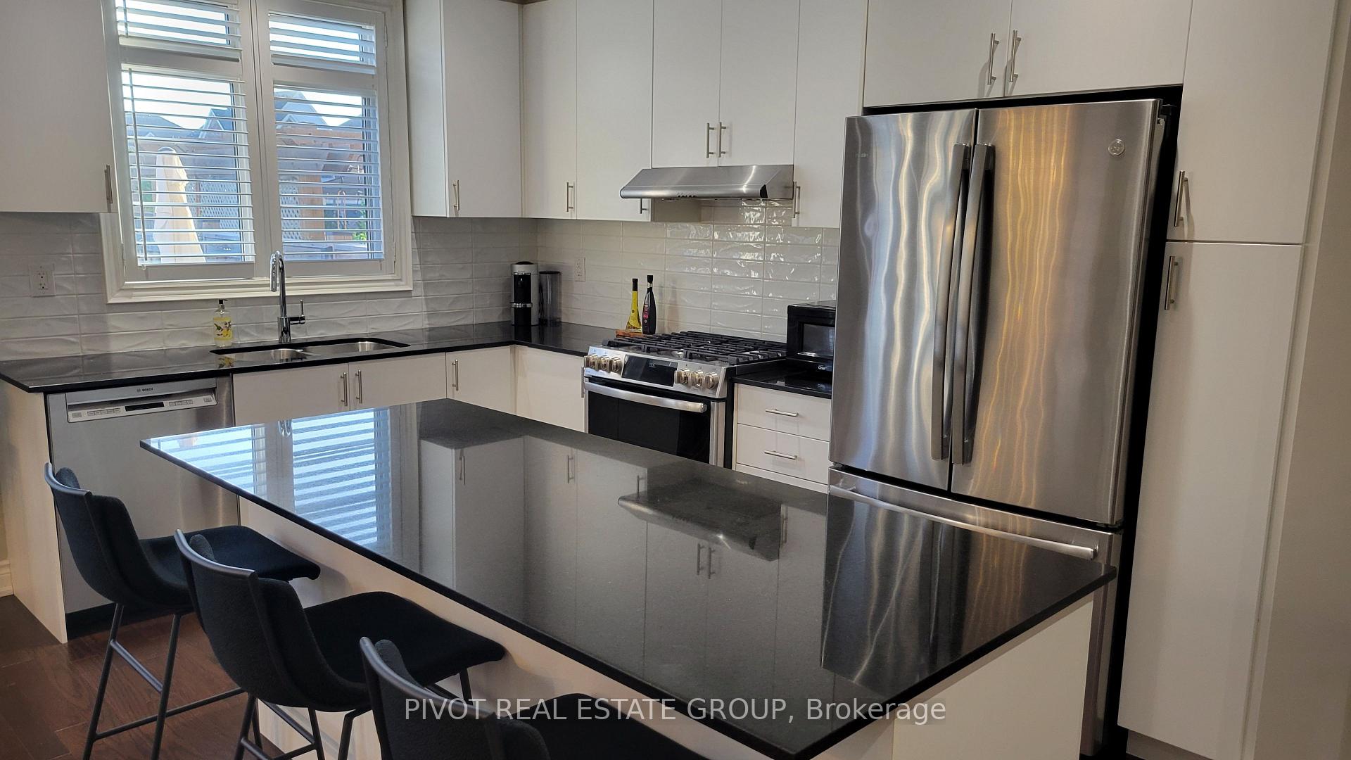 Photo 8 of 1292 Clarriage Court, Milton, Ford — HOMEH