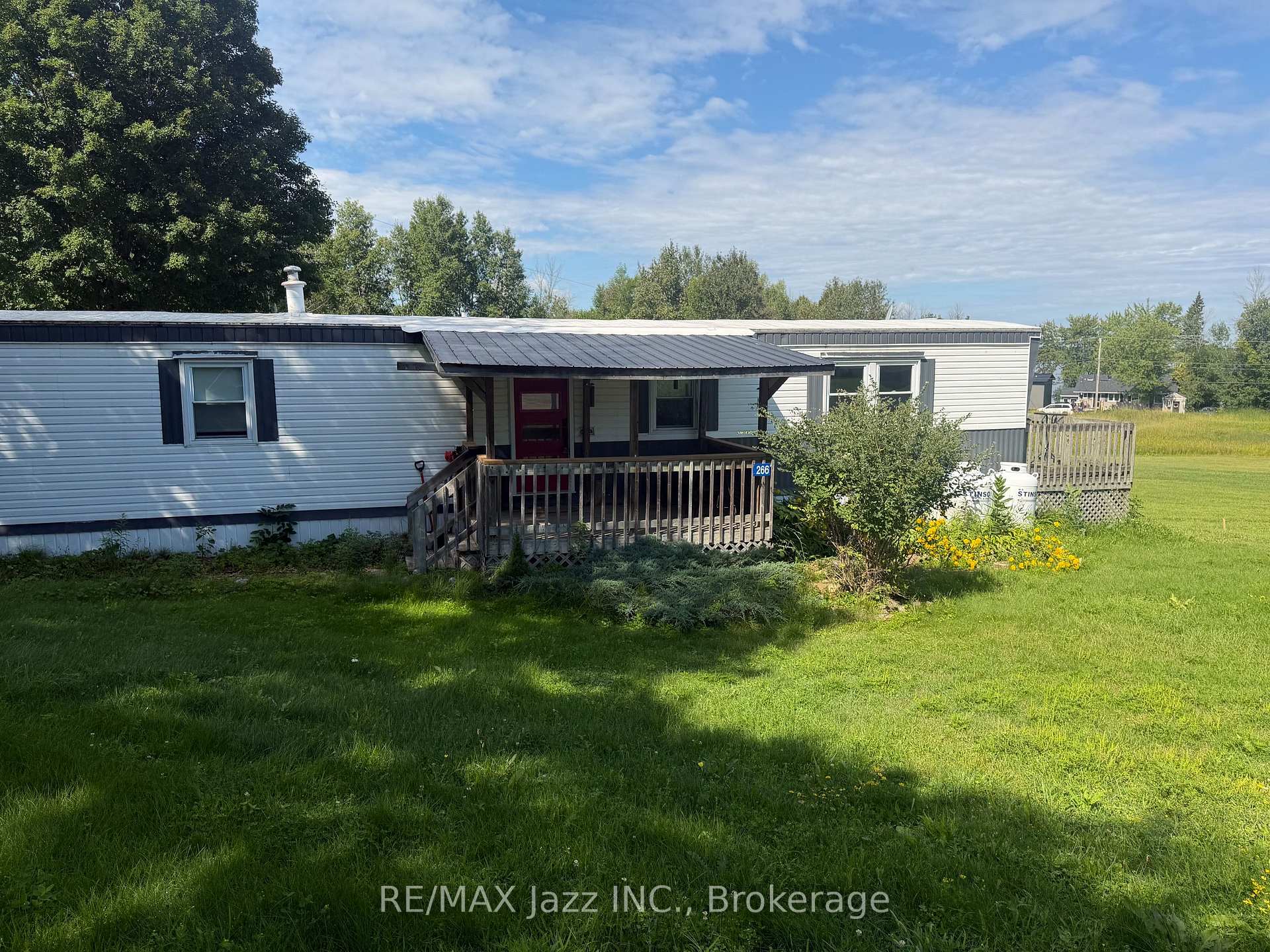 Photo 3 of 266 Hillview Road, Drummond/North Elmsley, Drummond/North Elmsley (North Elmsley) Twp — HOMEH