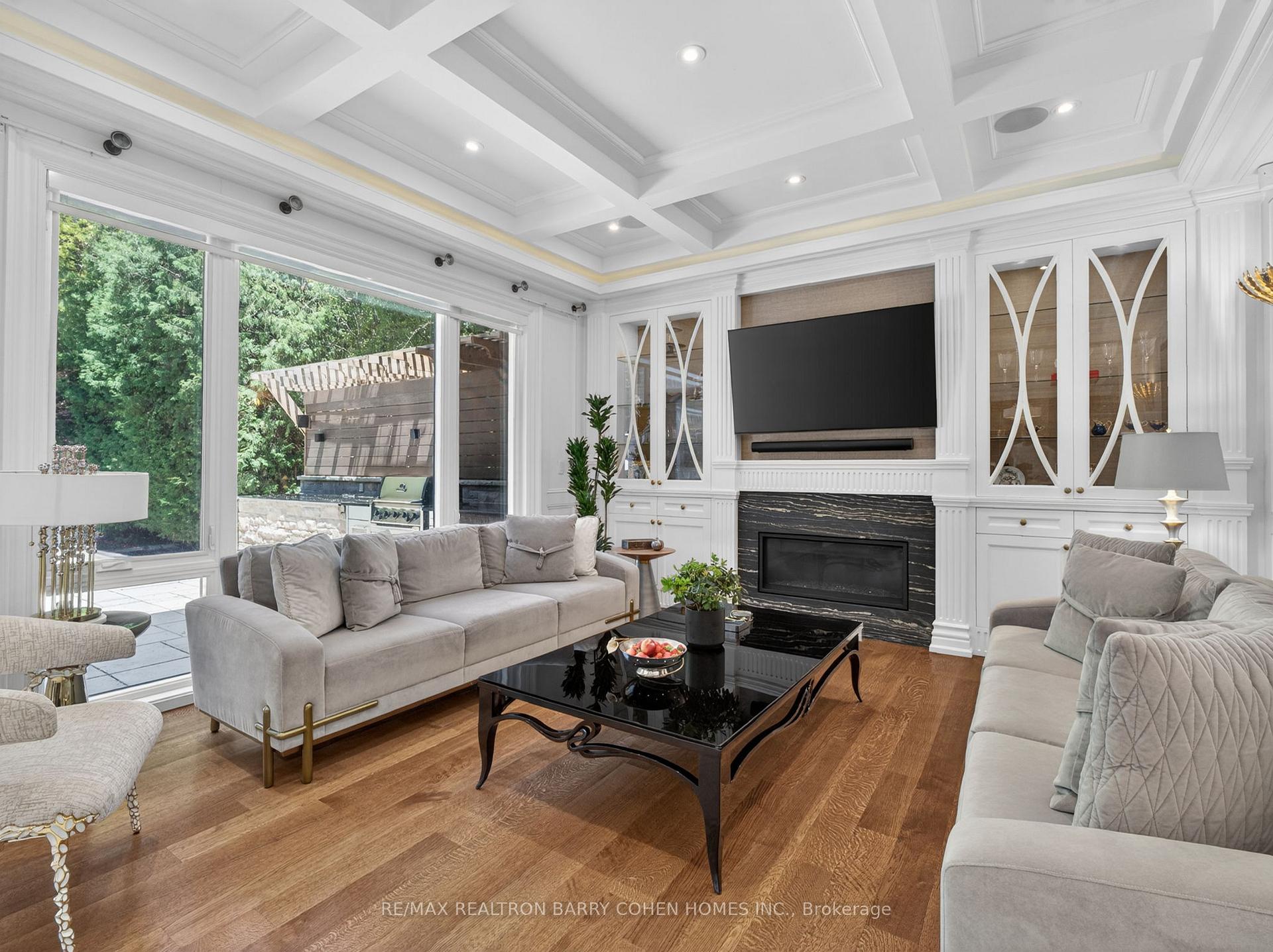 Photo 14 of 18 Brookfield Road, North York, Bridle Path-Sunnybrook-York Mills — HOMEH