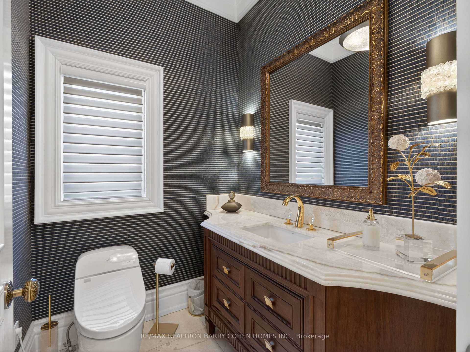 Photo 15 of 18 Brookfield Road, North York, Bridle Path-Sunnybrook-York Mills — HOMEH