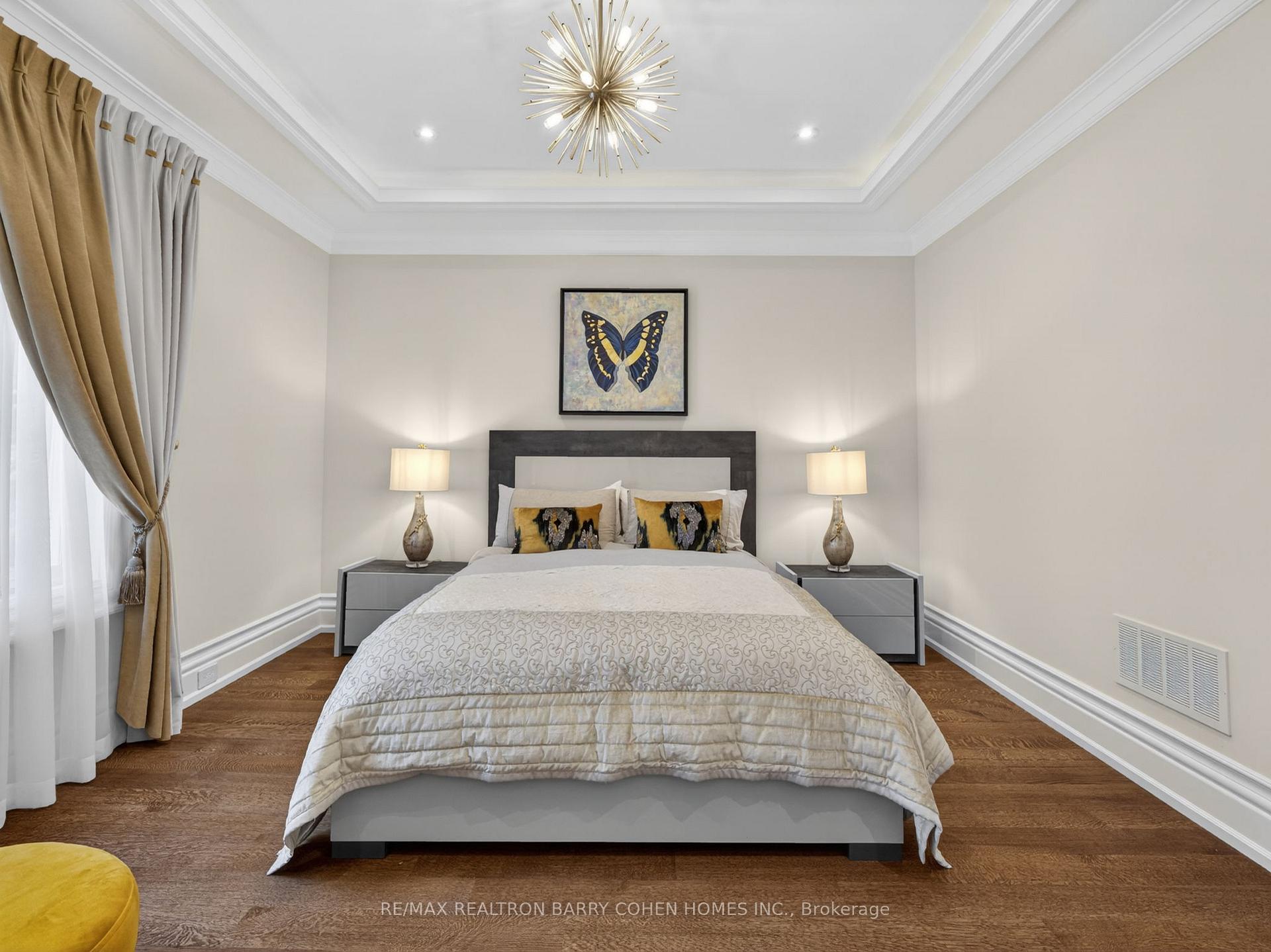 Photo 23 of 18 Brookfield Road, North York, Bridle Path-Sunnybrook-York Mills — HOMEH